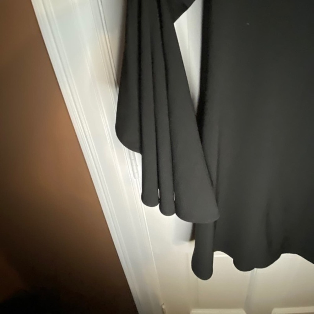 Zara Basics Black Dress with Flutter Sleeves Size Small - Picture 4 of 7